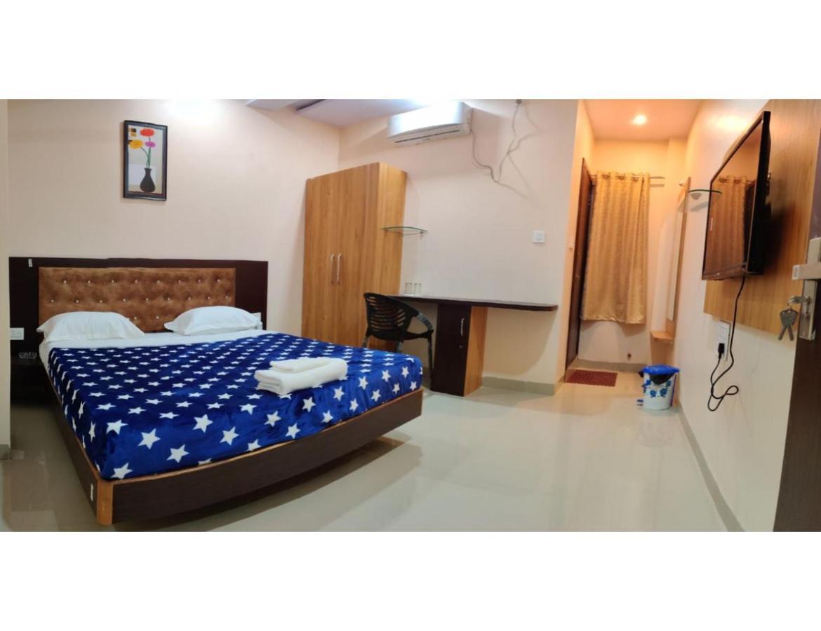 Hotel Pragati, Chanderi, Mp Экстерьер фото