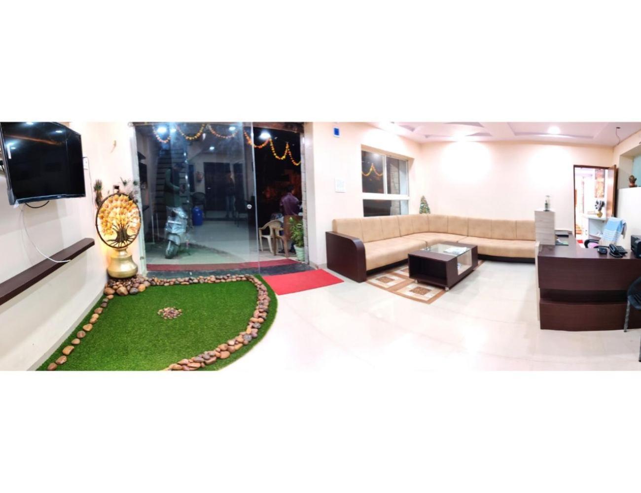 Hotel Pragati, Chanderi, Mp Экстерьер фото